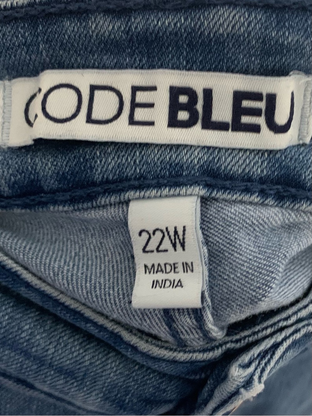 Code Bleu Blue Denim Classic Bermuda Jean Shorts Size 22W - Picture 3 of 9